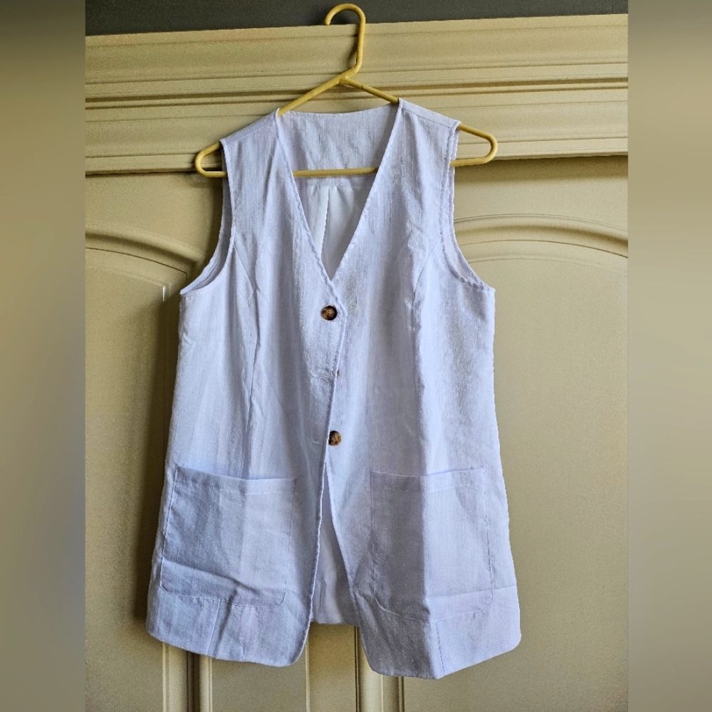 Linen Blend White Sleeveless Button-Up Vest L NWT